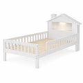 Letto per bambini a casetta in legno di pino e MDF bianco con rete a doghe 90 x 200 cm con testiera con mensola e luce integrata